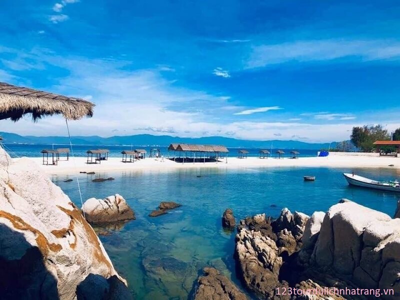 Tour đảo Yến Hòn Nội Nha Trang (2)